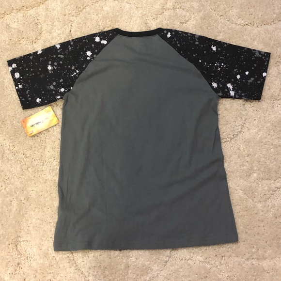 Boy’s Avengers T-shirt NWT 14/16 - Picture 4 of 4